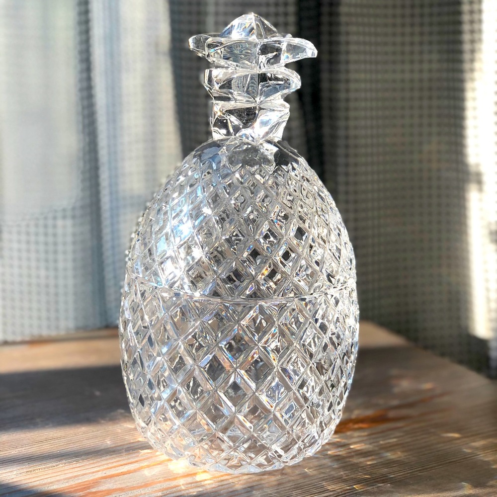Glass pineapple